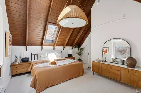 Bedroom - 236 Miller Ave #B, Mill Valley, CA 94941 photo 2 of 5