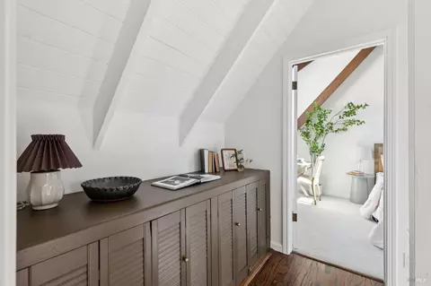 Entry Way - 236 Miller Ave #B, Mill Valley, CA 94941 photo 2 of 2