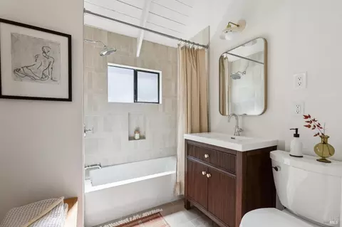 Bath - 236 Miller Ave #B, Mill Valley, CA 94941 photo 1 of 2