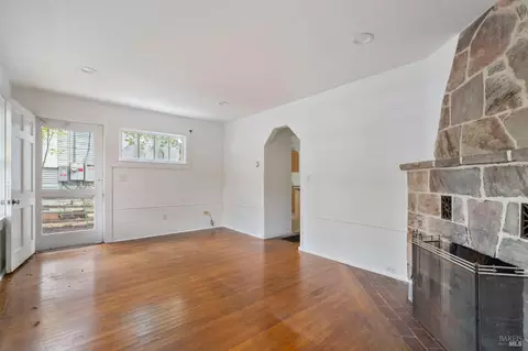 Living - 32 Mountain View Ave, Mill Valley, CA 94941 photo 3 of 3