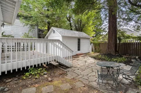 Exterior - 32 Mountain View Ave, Mill Valley, CA 94941 photo 3 of 11