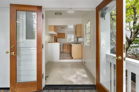 Entry Way - 32 Mountain View Ave, Mill Valley, CA 94941 photo 3 of 3