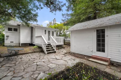 Exterior - 32 Mountain View Ave, Mill Valley, CA 94941 photo 4 of 11