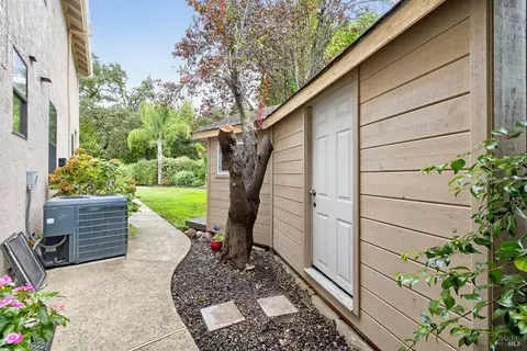 Exterior - 213 Partridge Ct, Windsor, CA 95492 photo 17 of 17