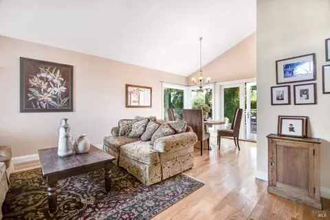 510 Mitchell Way, Sonoma, CA 95476