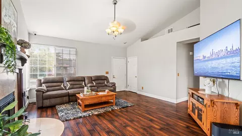 Other - 654 Fox Pointe Rd, Vacaville, CA 95687 photo 5 of 10