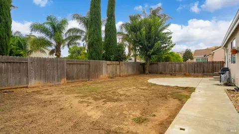 Exterior - 654 Fox Pointe Rd, Vacaville, CA 95687 photo 8 of 9