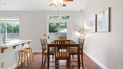 Dining - 654 Fox Pointe Rd, Vacaville, CA 95687 photo 1 of 2