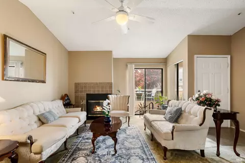 1201 Glen Cove Pkwy #1809, Vallejo, CA 94591