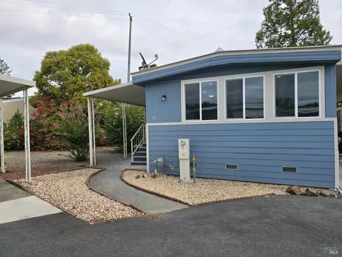 76 Cardinal Way, Santa Rosa, CA 95409