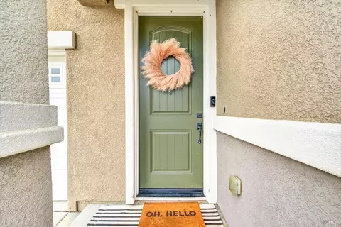 Entry Way - 1320 Cornell Dr, Dixon, CA 95620 photo 1 of 11