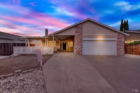 722 Rosemary Ct, Fairfield, CA 94533