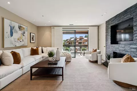 21 Lagoon Vis, Belvedere, CA 94920
