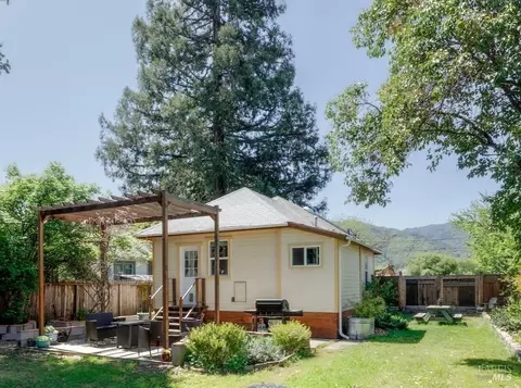 113 Leslie St, Ukiah, CA 95482