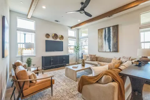 400 June Ct, Oakley, CA 94561 photo 2