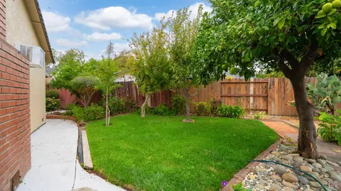 Exterior - 1116 Gannet Ct, Fairfield, CA 94533 photo 12 of 15