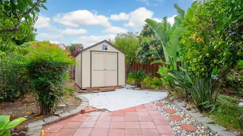 Exterior - 1116 Gannet Ct, Fairfield, CA 94533 photo 13 of 15