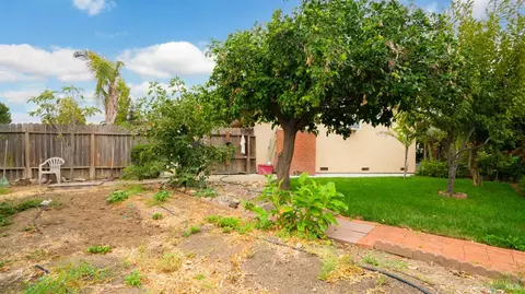 Exterior - 1116 Gannet Ct, Fairfield, CA 94533 photo 9 of 15