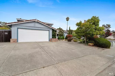 Exterior - 178 Fleet St, Vallejo, CA 94591 photo 10 of 11
