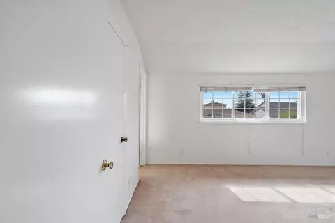 Bedroom - 178 Fleet St, Vallejo, CA 94591 photo 6 of 8