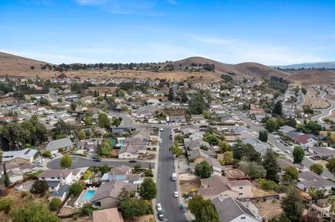 View/Area - 178 Fleet St, Vallejo, CA 94591 photo 4 of 5