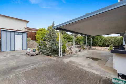 Exterior - 178 Fleet St, Vallejo, CA 94591 photo 3 of 11