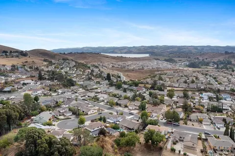 View/Area - 178 Fleet St, Vallejo, CA 94591 photo 5 of 5