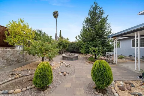 Exterior - 178 Fleet St, Vallejo, CA 94591 photo 8 of 11