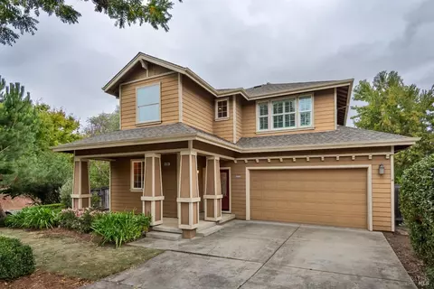 4704 Venti Ln, Santa Rosa, CA 95409
