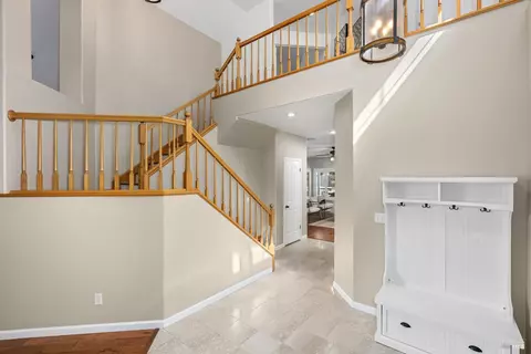 Entry Way - 1025 Fallen Leaf Pl, Vacaville, CA 95687 photo 3 of 3