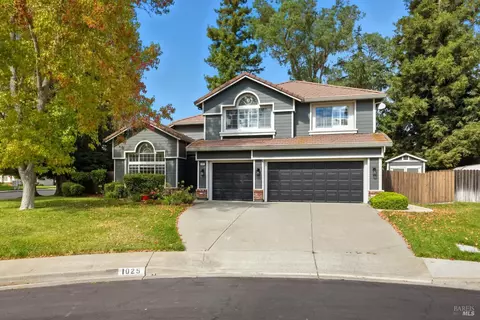 1025 Fallen Leaf Pl, Vacaville, CA 95687