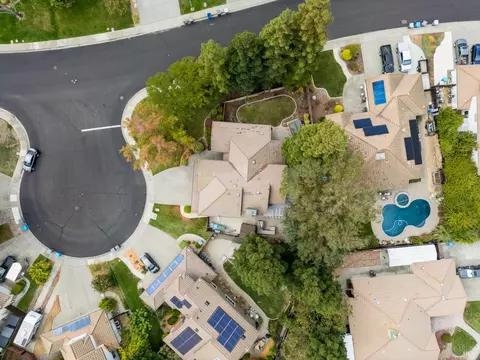 View/Area - 1025 Fallen Leaf Pl, Vacaville, CA 95687 photo 4 of 5