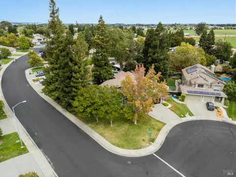 View/Area - 1025 Fallen Leaf Pl, Vacaville, CA 95687 photo 5 of 5