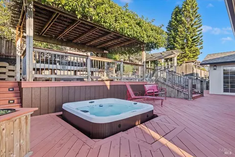 Exterior - 375 E O St, Benicia, CA 94510 photo 20 of 21