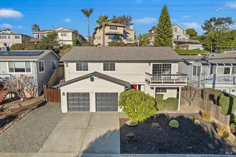 375 E O St, Benicia, CA 94510