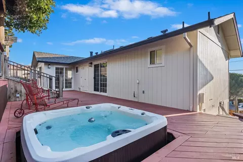 Exterior - 375 E O St, Benicia, CA 94510 photo 21 of 21