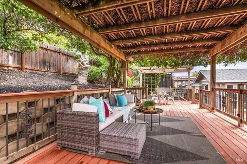 Exterior - 375 E O St, Benicia, CA 94510 photo 8 of 21