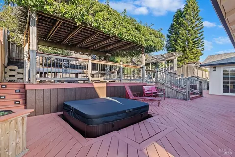 Exterior - 375 E O St, Benicia, CA 94510 photo 14 of 21