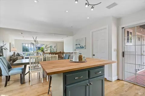 Other - 375 E O St, Benicia, CA 94510 photo 8 of 10
