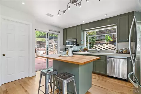 Kitchen - 375 E O St, Benicia, CA 94510 photo 1 of 4