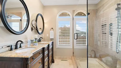Bath - 4881 Venner Rd, Martinez, CA 94553 photo 1 of 3