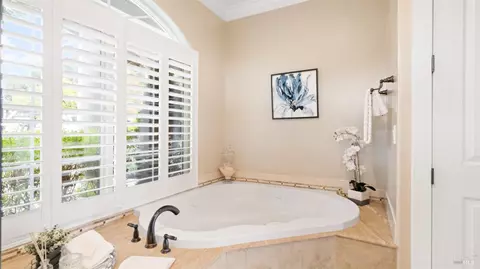 Bath - 4881 Venner Rd, Martinez, CA 94553 photo 2 of 3