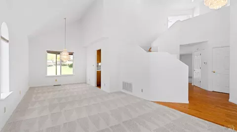 Living - 2133 Hillridge Dr, Fairfield, CA 94534 photo 2 of 7