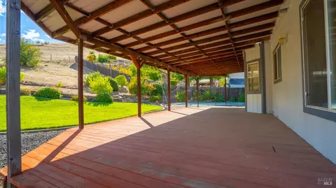 Exterior - 2133 Hillridge Dr, Fairfield, CA 94534 photo 6 of 19
