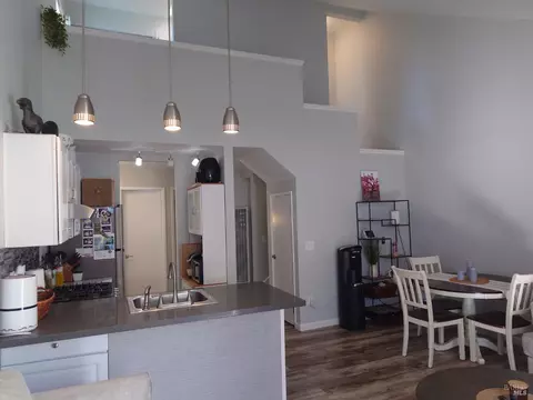 Kitchen - 172 Courtyards E, Windsor, CA 95492 photo 1 of 4