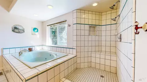 Bath - 87 Leighann Pl, Windsor, CA 95492 photo 4 of 5