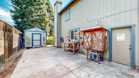 Exterior - 87 Leighann Pl, Windsor, CA 95492 photo 17 of 19