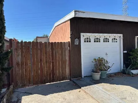 237 Grapewood St, Vallejo, CA 94591 photo 3
