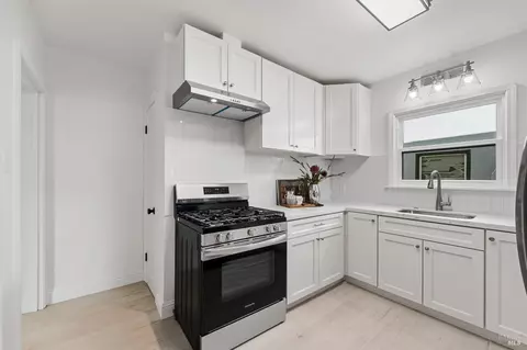 Kitchen - 1402 Rice St, Vallejo, CA 94590 photo 1 of 4