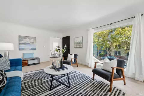 Living - 1402 Rice St, Vallejo, CA 94590 photo 3 of 7